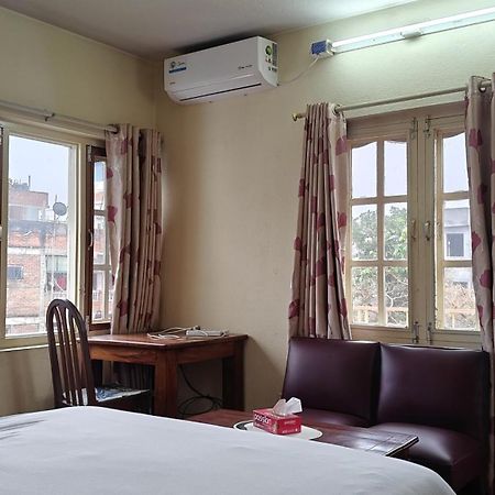 Rooftop Studio And 2Bhk Apartments In Kathmandu'S Most Happening Place ภายนอก รูปภาพ