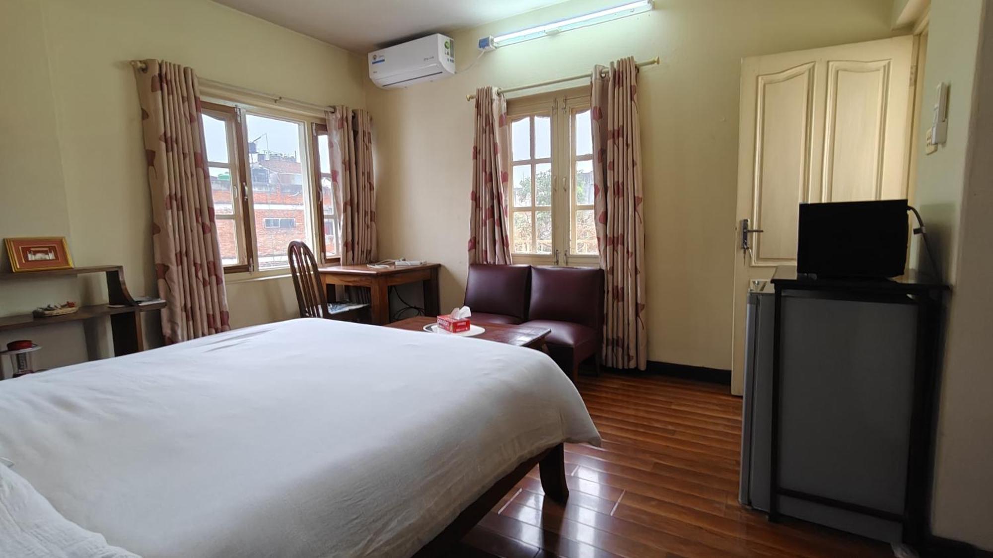 Rooftop Studio And 2Bhk Apartments In Kathmandu'S Most Happening Place ภายนอก รูปภาพ